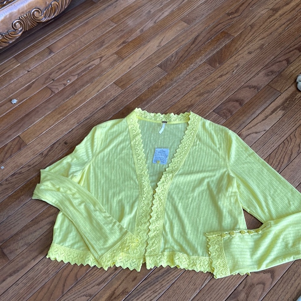 Nwt pretty free people low cut bright yellow top with crochet detail